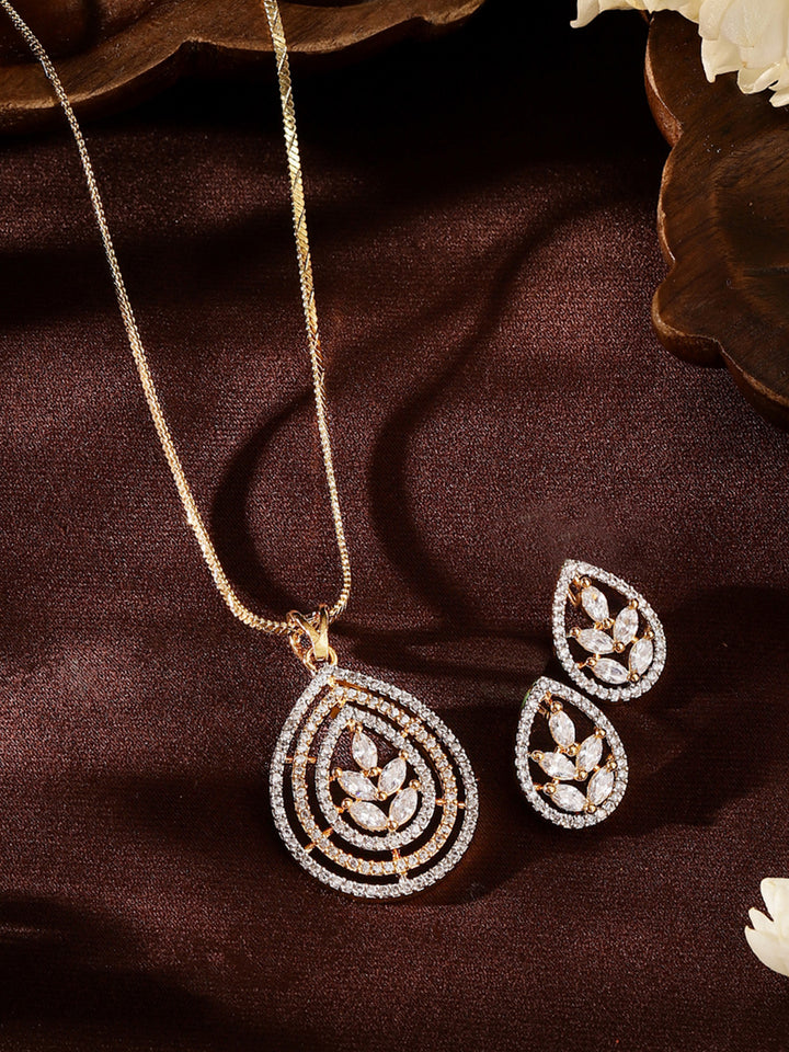 Oval Shaped American Diamond Floral Gold Plated Pendant Stud Earrings Jewellery Set