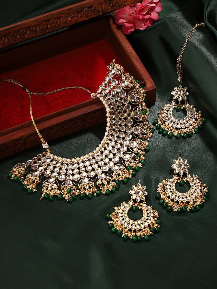 Priyaasi Glimmering Kundan Elegance and Green Stones Jewellery Set with Maangtika