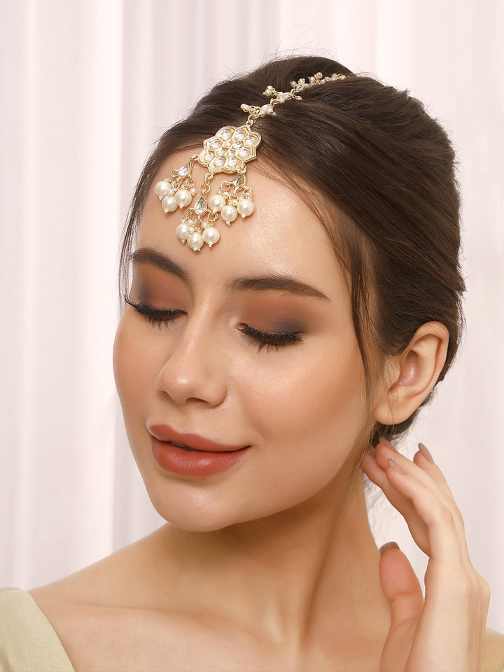 Priyaasi Blooming Floral Kundan Maangtika