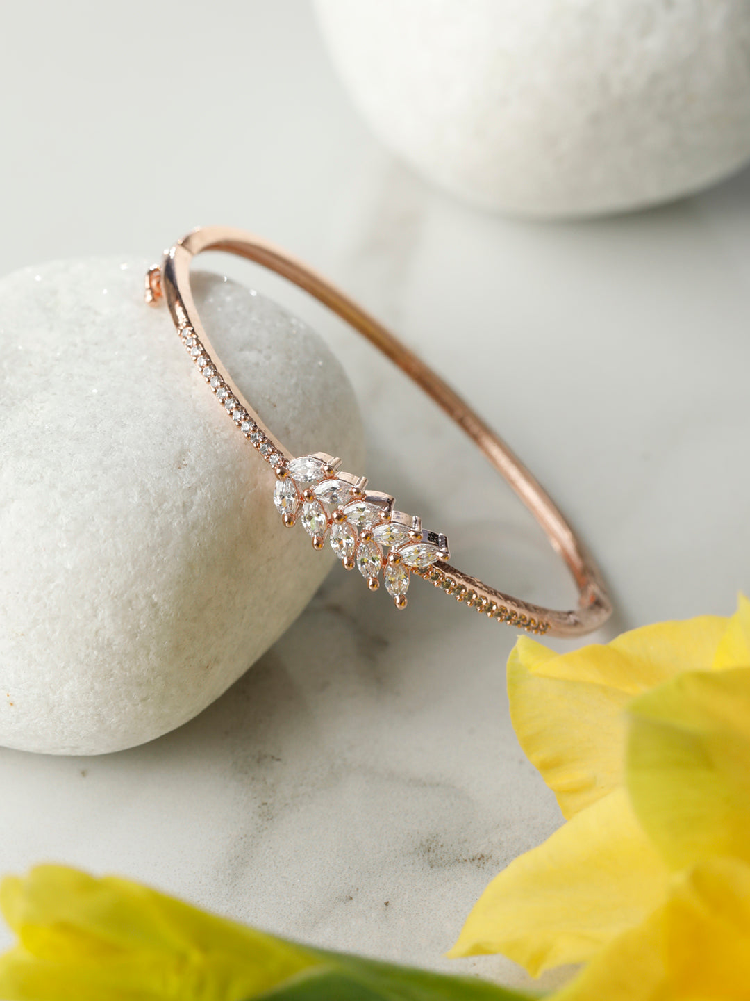 Gold Bracelet Designs Diamond Bracelet Caratlane Caratlane Gold