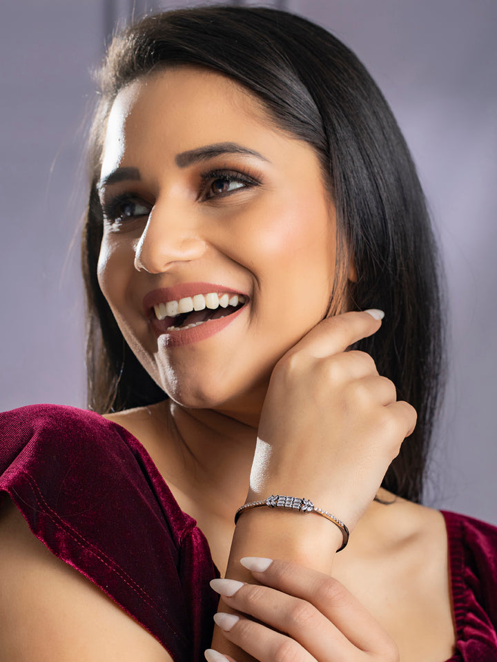 Dual Toned American Diamond Leaf Bracelet