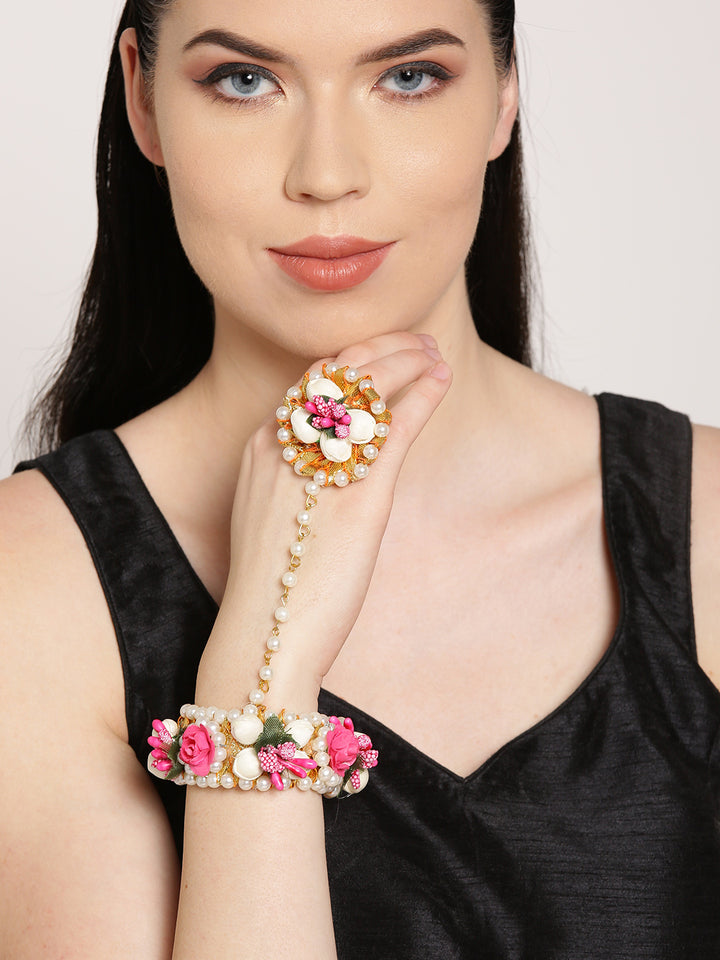 Priyaasi Floral Handcrafted Hathphool in Pink and White Color
