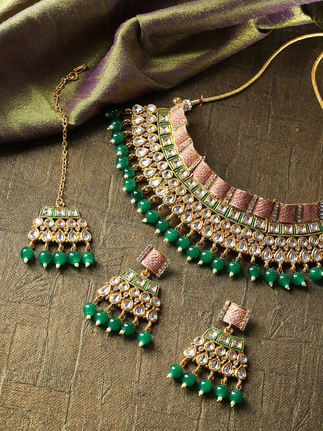 Emerald Kundan Gold Plated MaangTika Jewellery Set