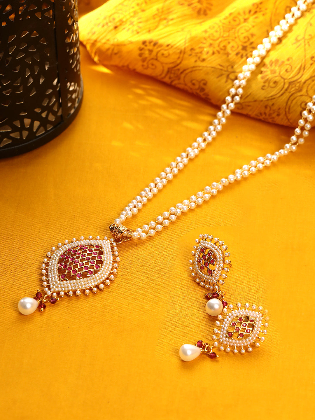 White Beads Ruby Gold Plated Pendant Set – Priyaasi