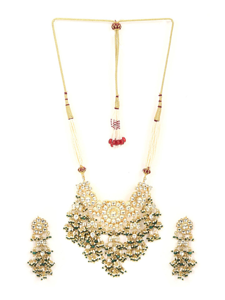 Chunky Tale - Pachi Kundan White Beads Gold Plated Jewellery Set