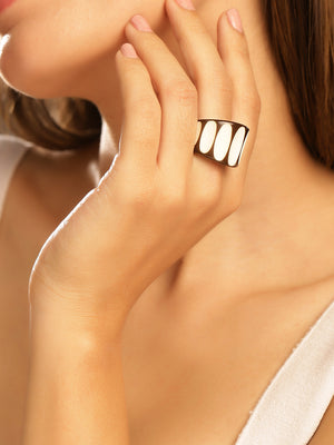 Priyaasi Black Floral Ring