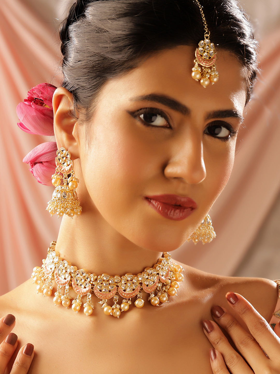 Meenakari Design Floral Pearl Elegance Gold Plated Chocker Drop earrings and maangtika Jewellery Set