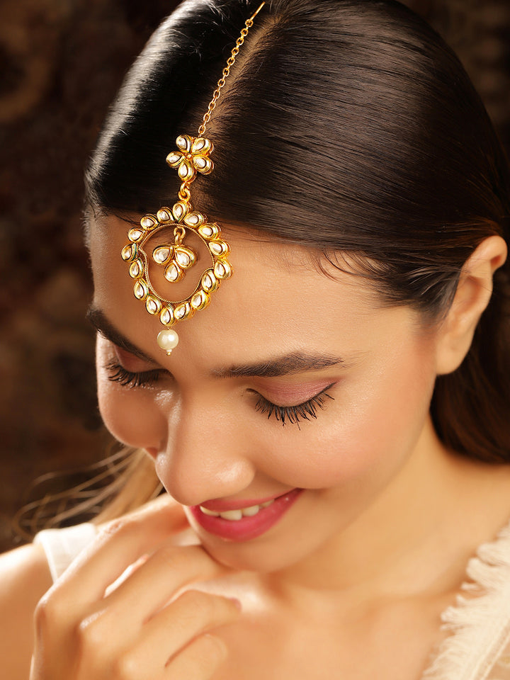 Priyaasi Gold Plated Kundan Chandbali Mangtika