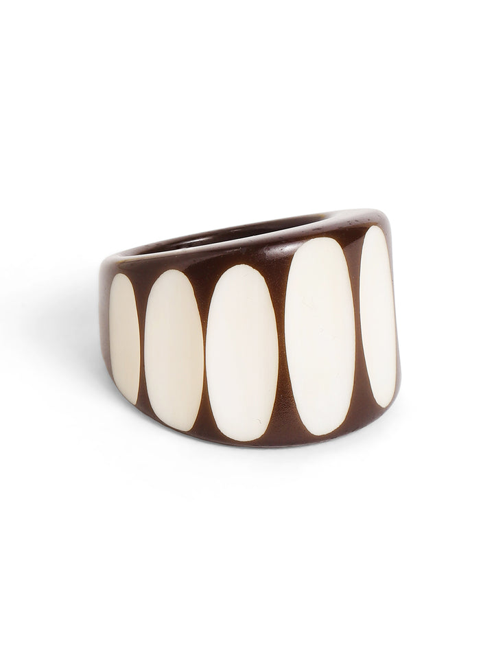 Priyaasi Black Floral Ring