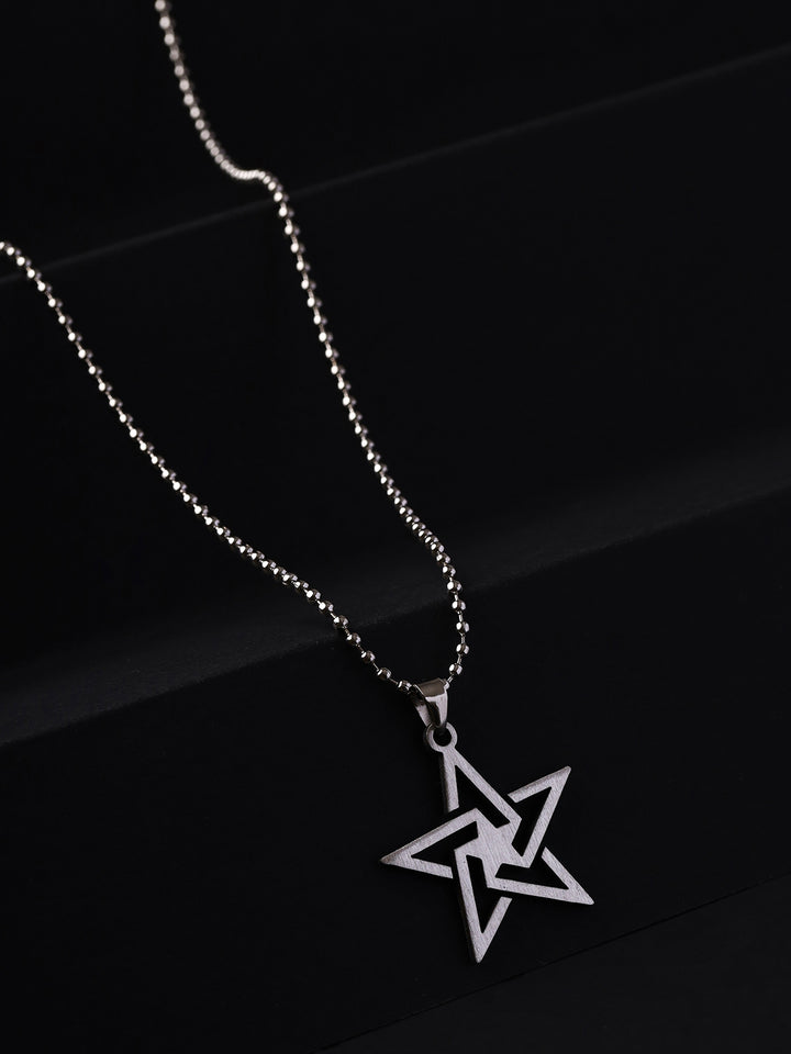 Exquisite Silver-Plated Men's Chain with Striking Start Pendant