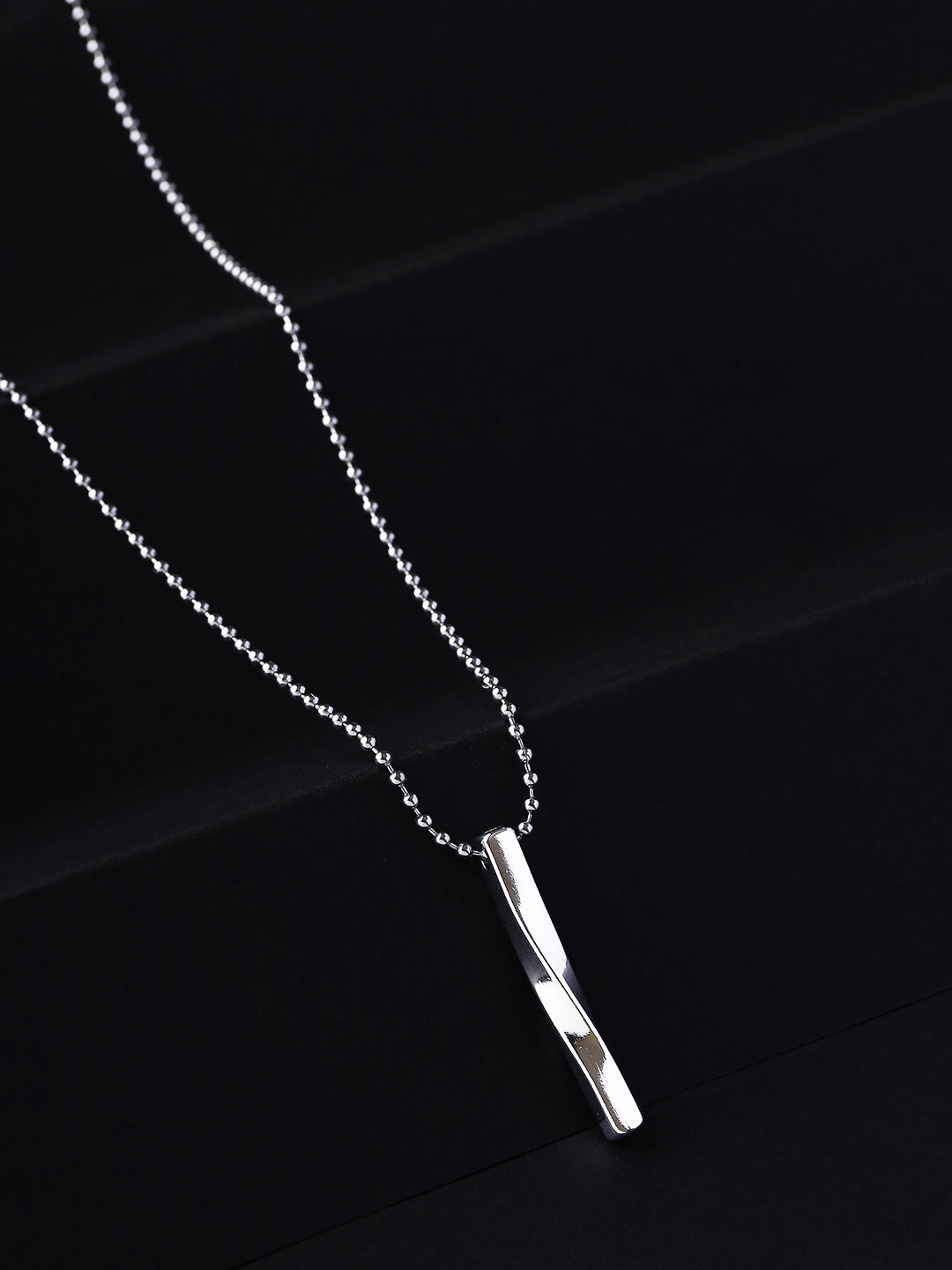 Bold by Priyaasi A silver-plated men's chain with a pendant