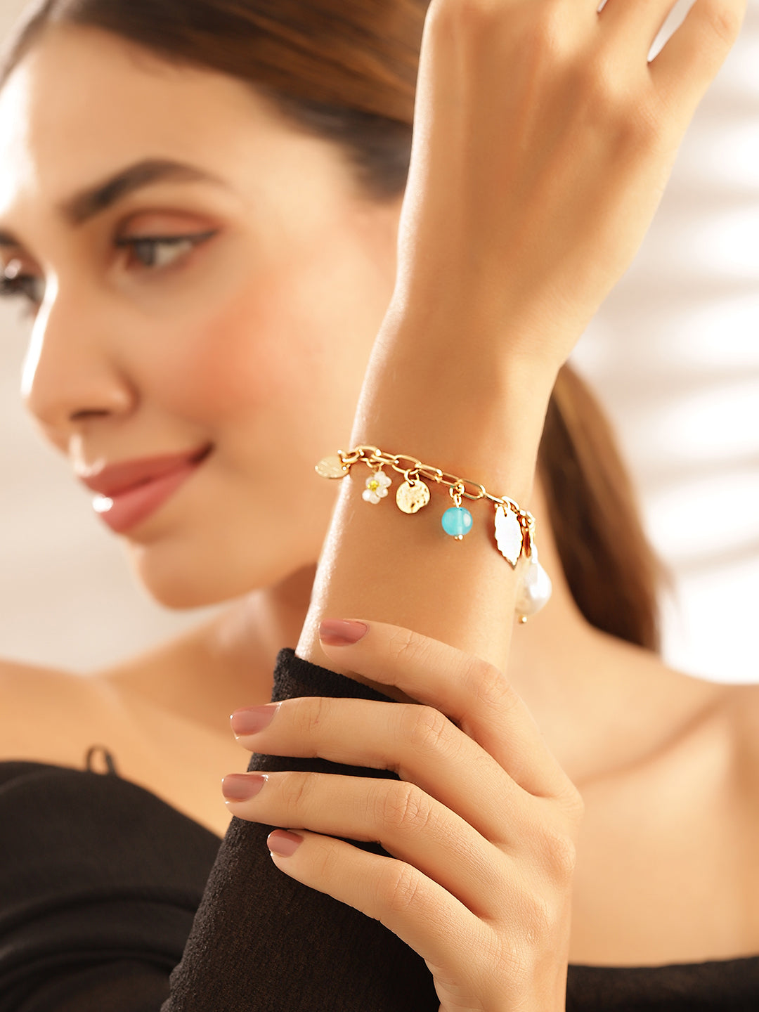 Fancy Gold Plated Chain Pattern Hangings Adjustable Bracelet