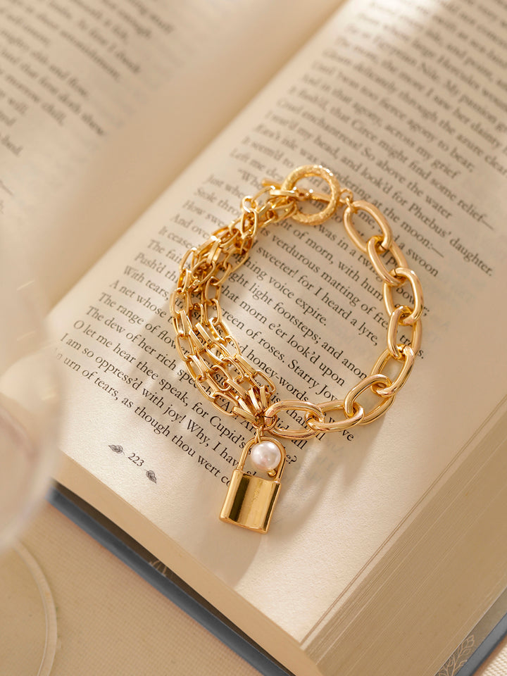 Chunky Chain with Lock Pendant Gold Plated Contemporary Bracelet