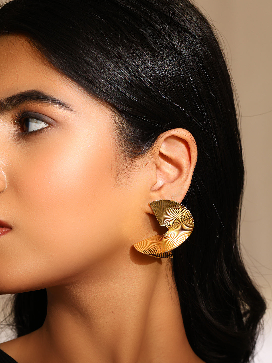 Priyaasi Swirl Designary Stud Gold Plated Earrings
