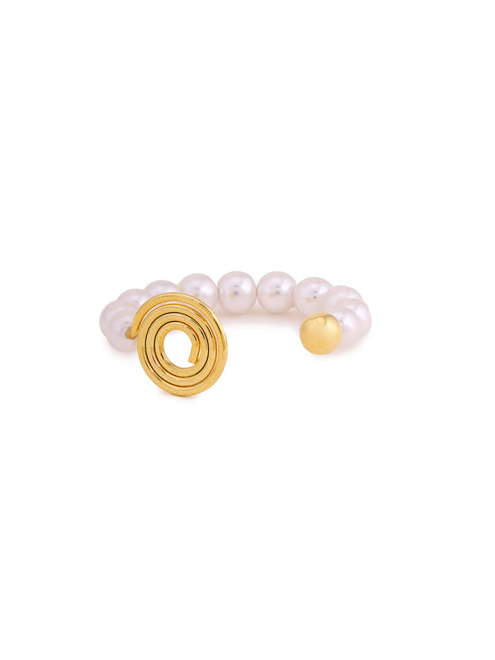 Prita Stylish Pearl Elegance Ring