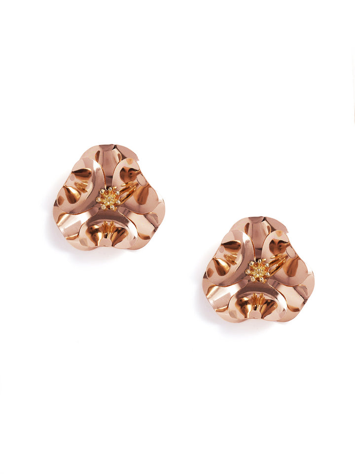 Fancy Floral Elegance Gold Plated Hammered Style Stud Earrings