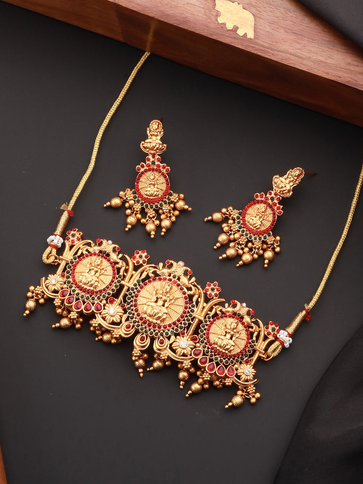 Priyaasi Goddess Laxmi Floral Kemp Stone Gold-Plated Choker Jewellery Set