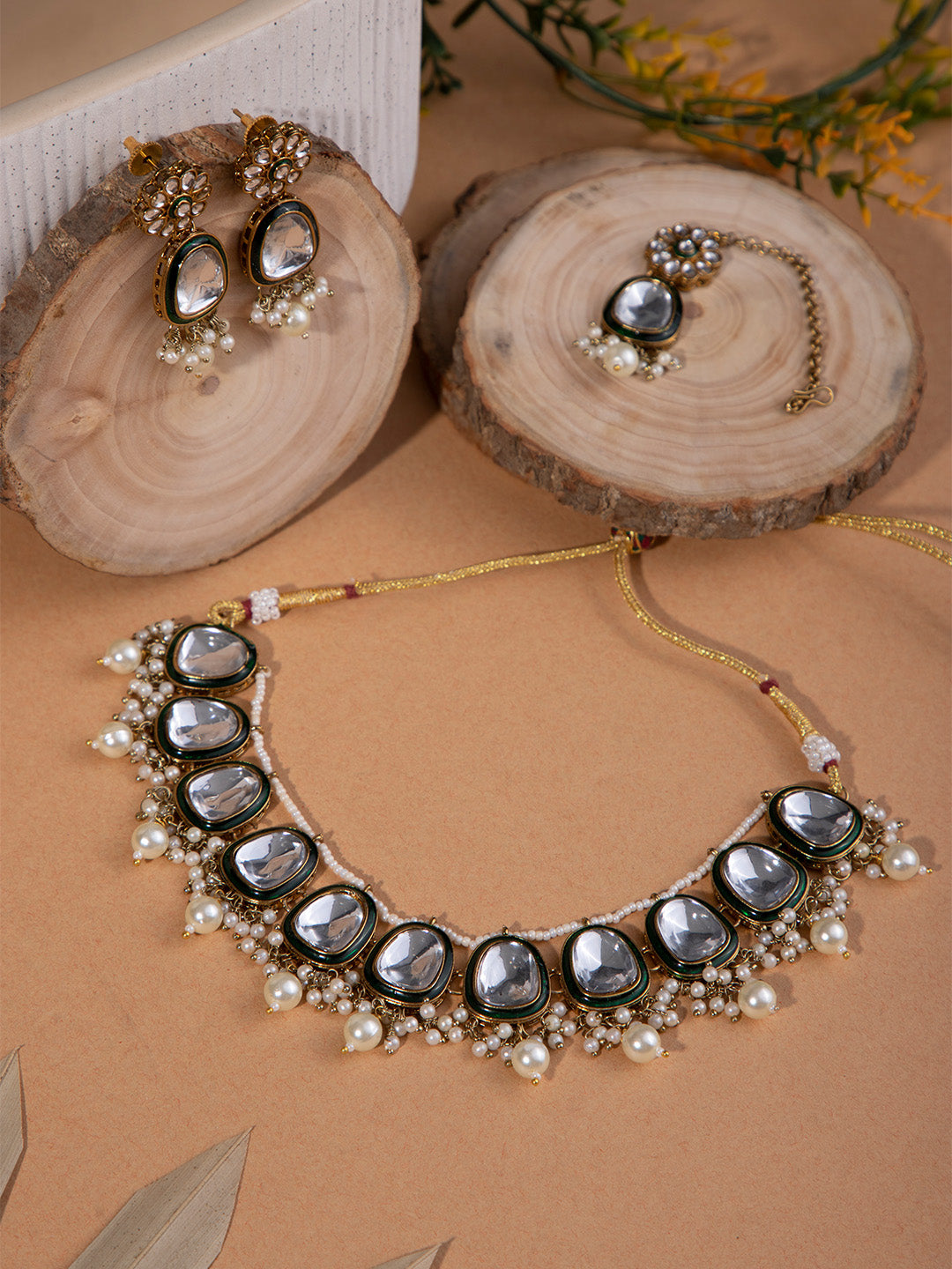 Priyaasi Gold Plated Kundan Jewellery Set with Maangtika