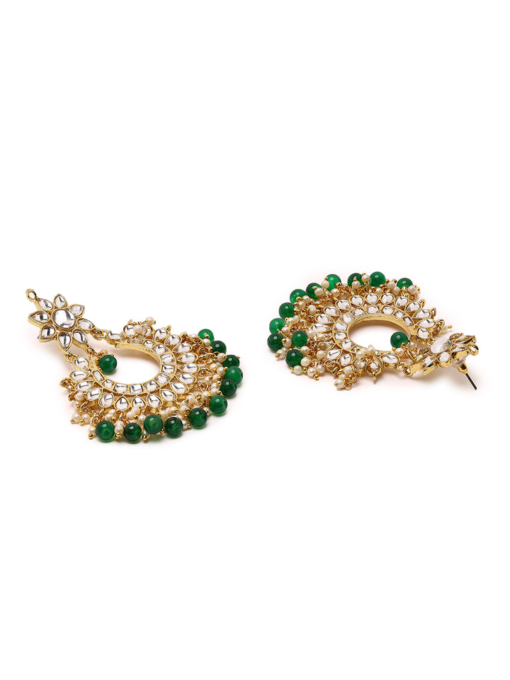 Priyaasi Glimmering Kundan Elegance and Green Stones Jewellery Set with Maangtika