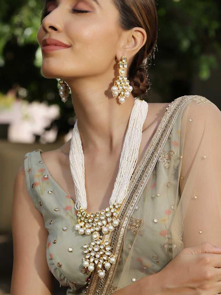 Priyaasi Fresh Water Pearl Kundan White Necklace with Kundan Floral Earring Gold Plated Jewellery Set