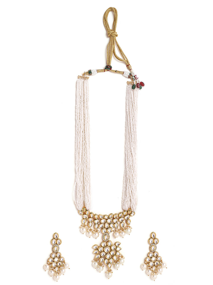 Priyaasi Fresh Water Pearl Kundan White Necklace with Kundan Floral Earring Gold Plated Jewellery Set