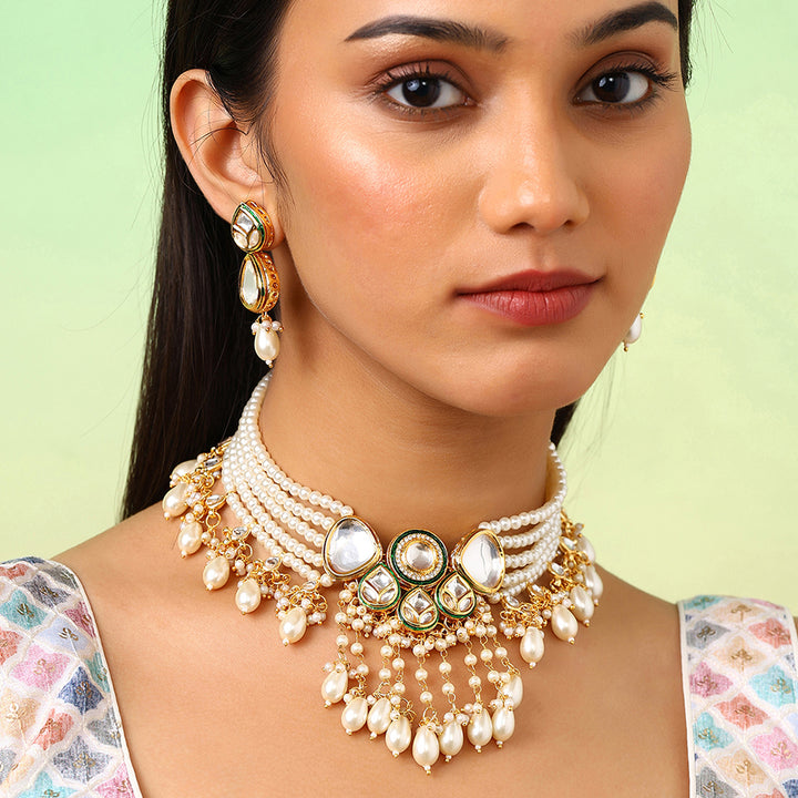 Statement Kundan Elegance Pearl Gold Plated Choker Necklace with Drop Earrings Jewellery Set