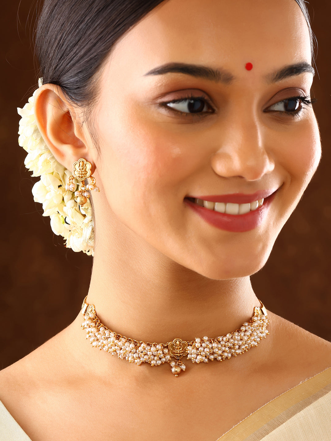 Lakshmi Pendant with Pearl Elegance Chocker Necklace Gold Plated Earrings Jewellery Set