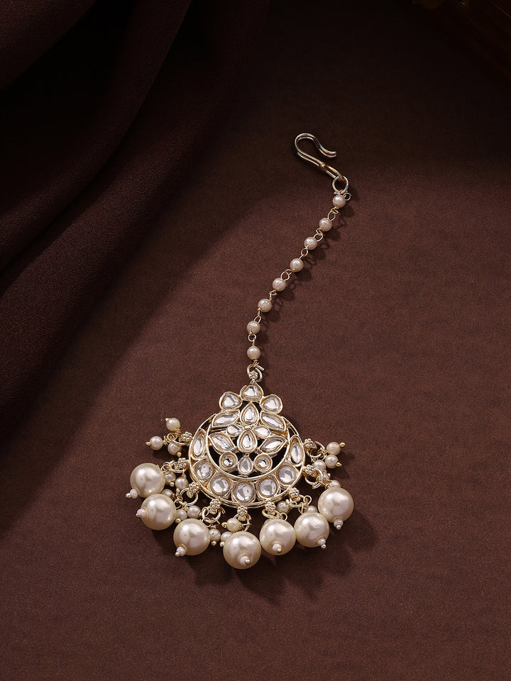 Priyaasi Flower shape Pearl and Kundan Maangtika