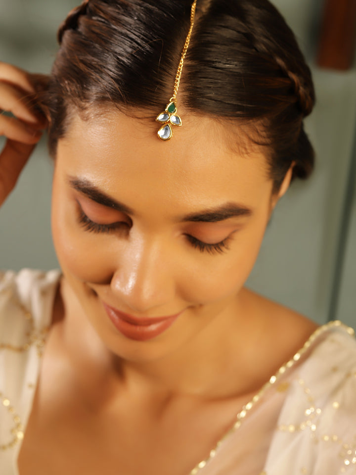 Priyaasi Green Kundan Leaf Design Gold Plated Maangtika