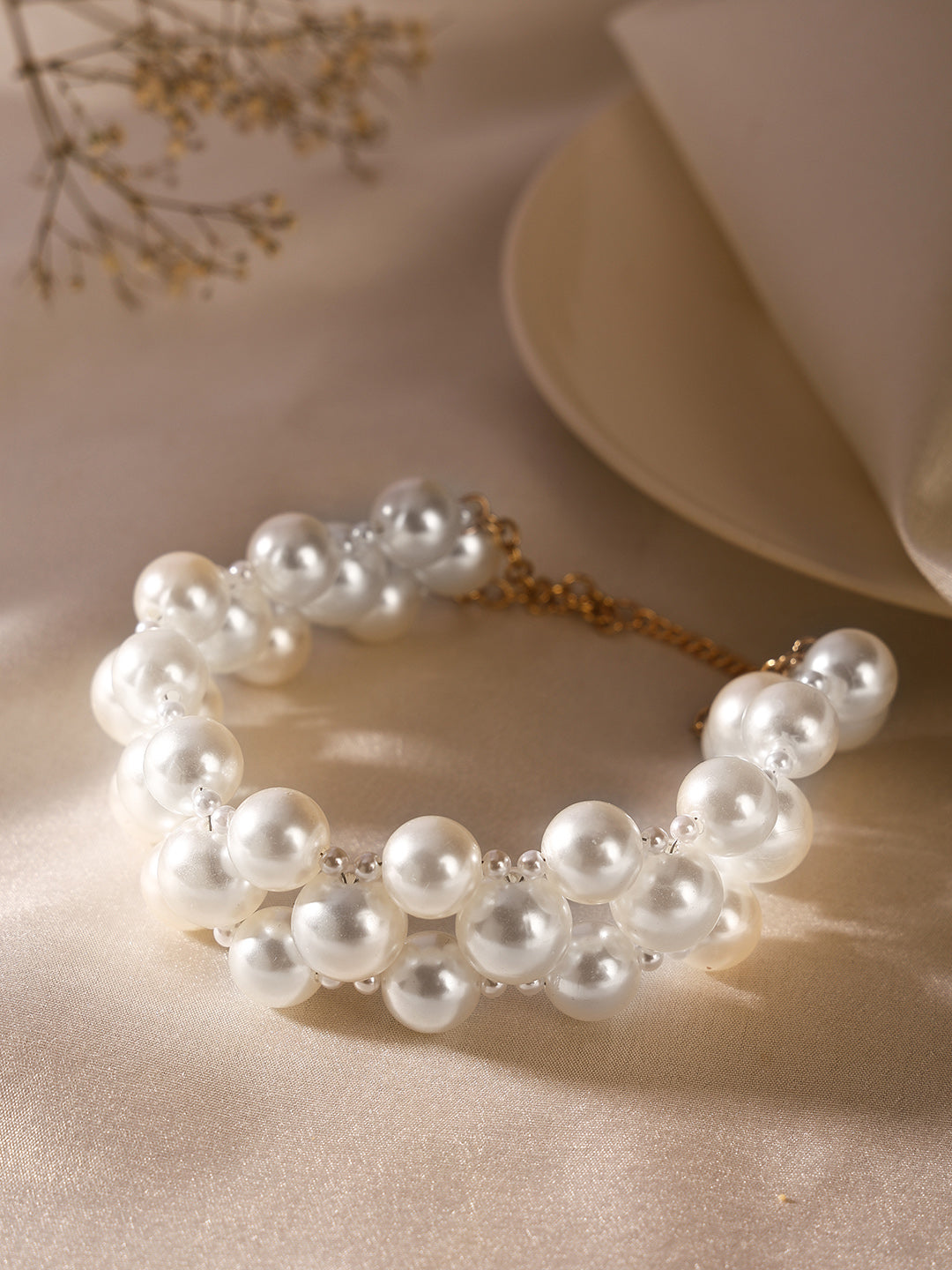 Priyaasi Classic Bold Pearls Squenced Chocker Necklace