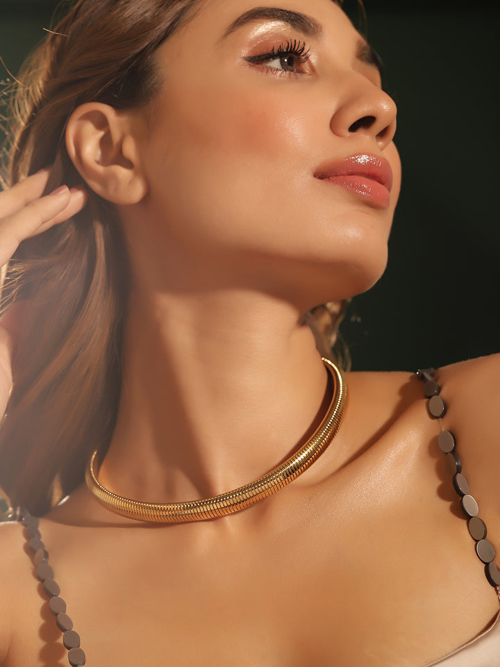 Gold Plated Fashionary Elegant Choker Necklace