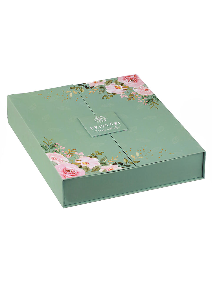 Modern Muse - Green Priyaasi Gift Box