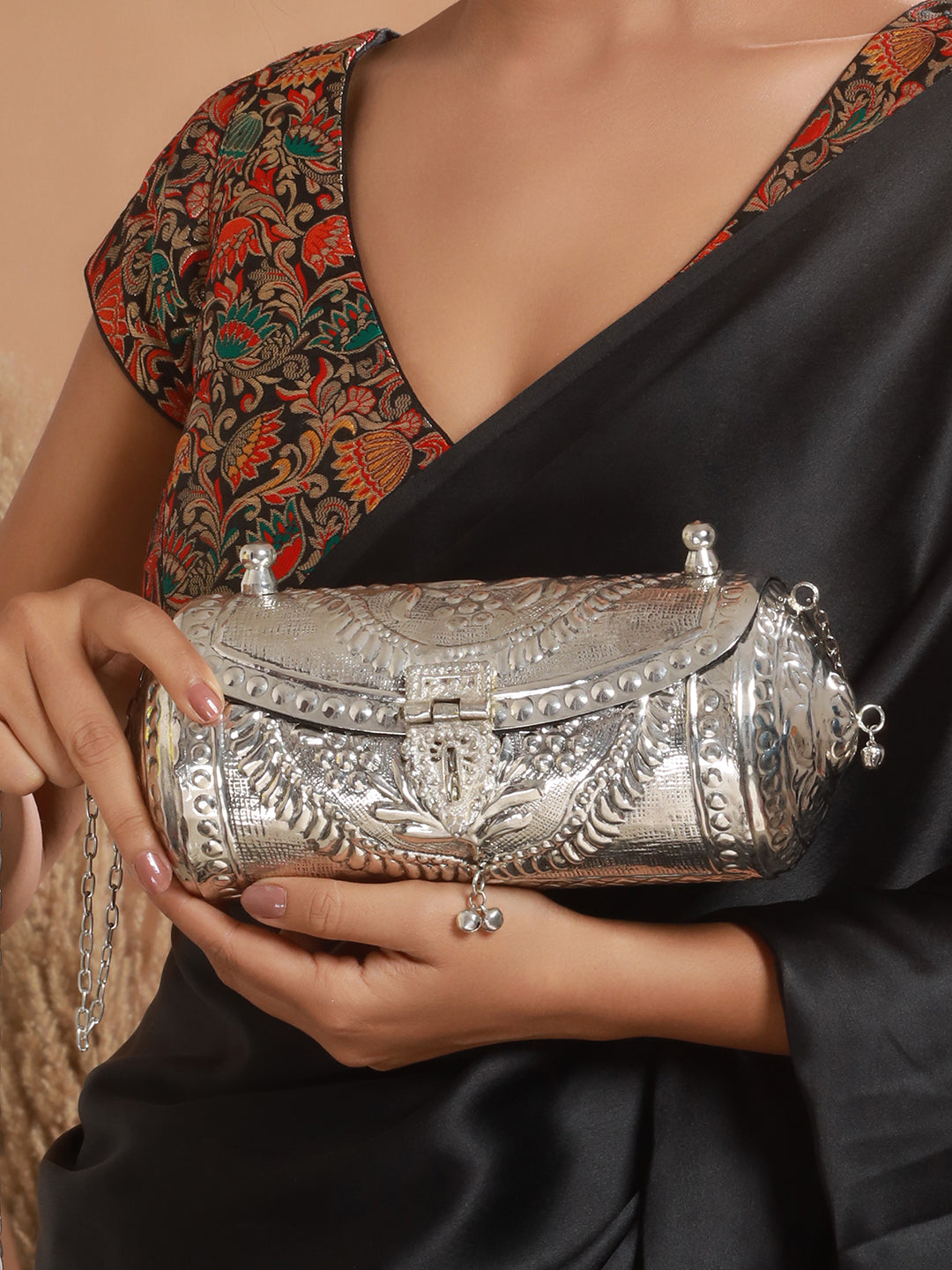 Floral Textured Silver Log Metallic Clutch Sling Bag