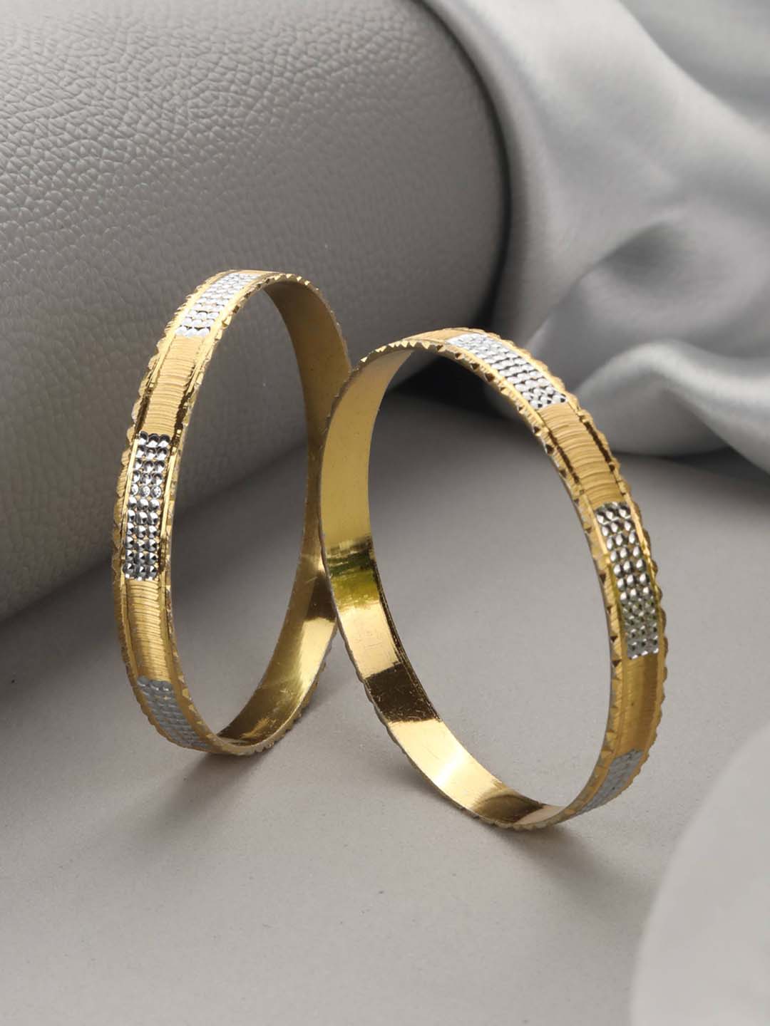 Set of 2 Gold-Plated & Silver-Plated Bangles