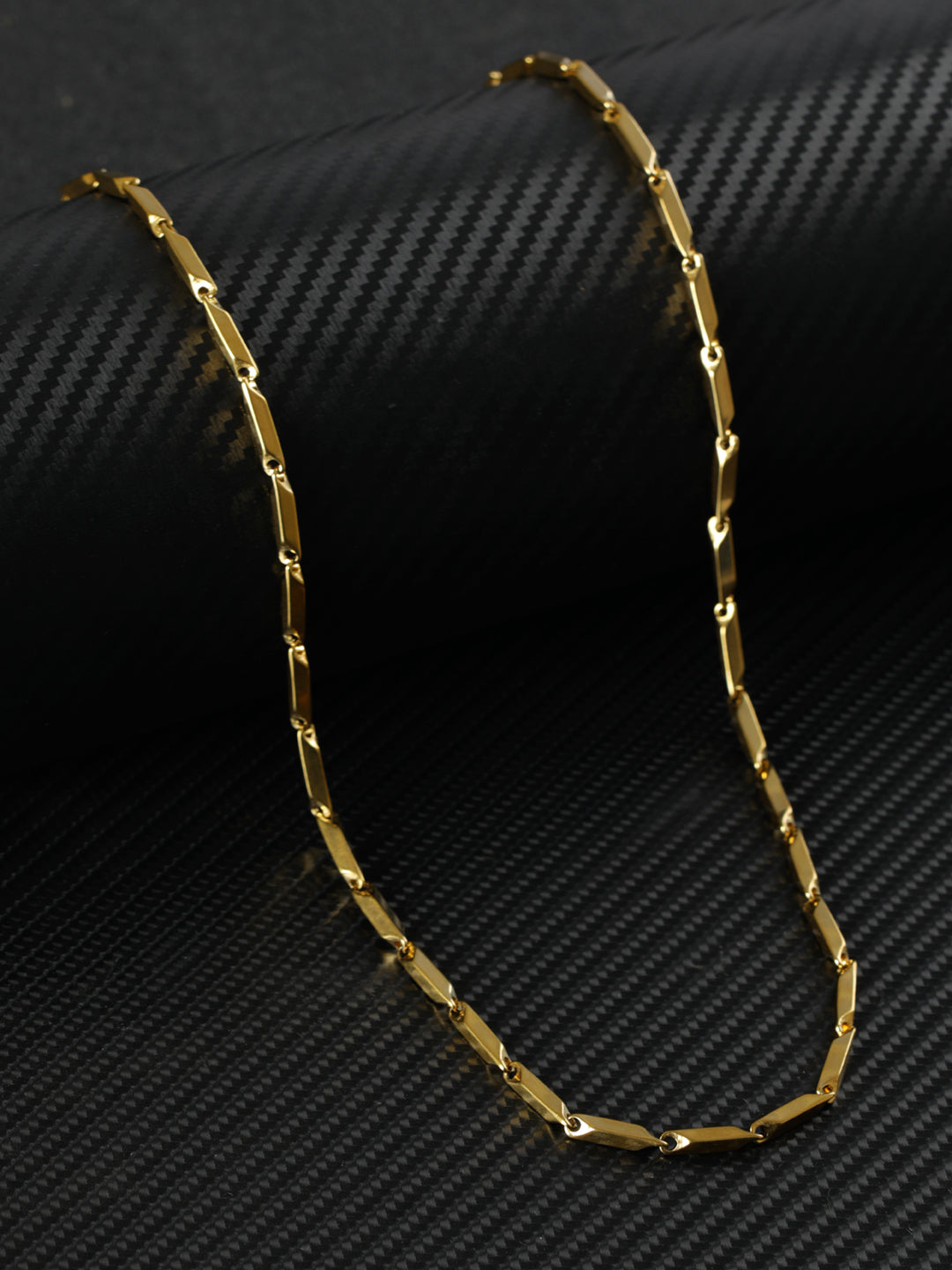 GoldNera Gold Plated Golden Chain for Men Twisted Necklack for Men Boys 21  Inches Gold-plated Plated Brass Chain Price in India - Buy GoldNera Gold  Plated Golden Chain for Men Twisted Necklack