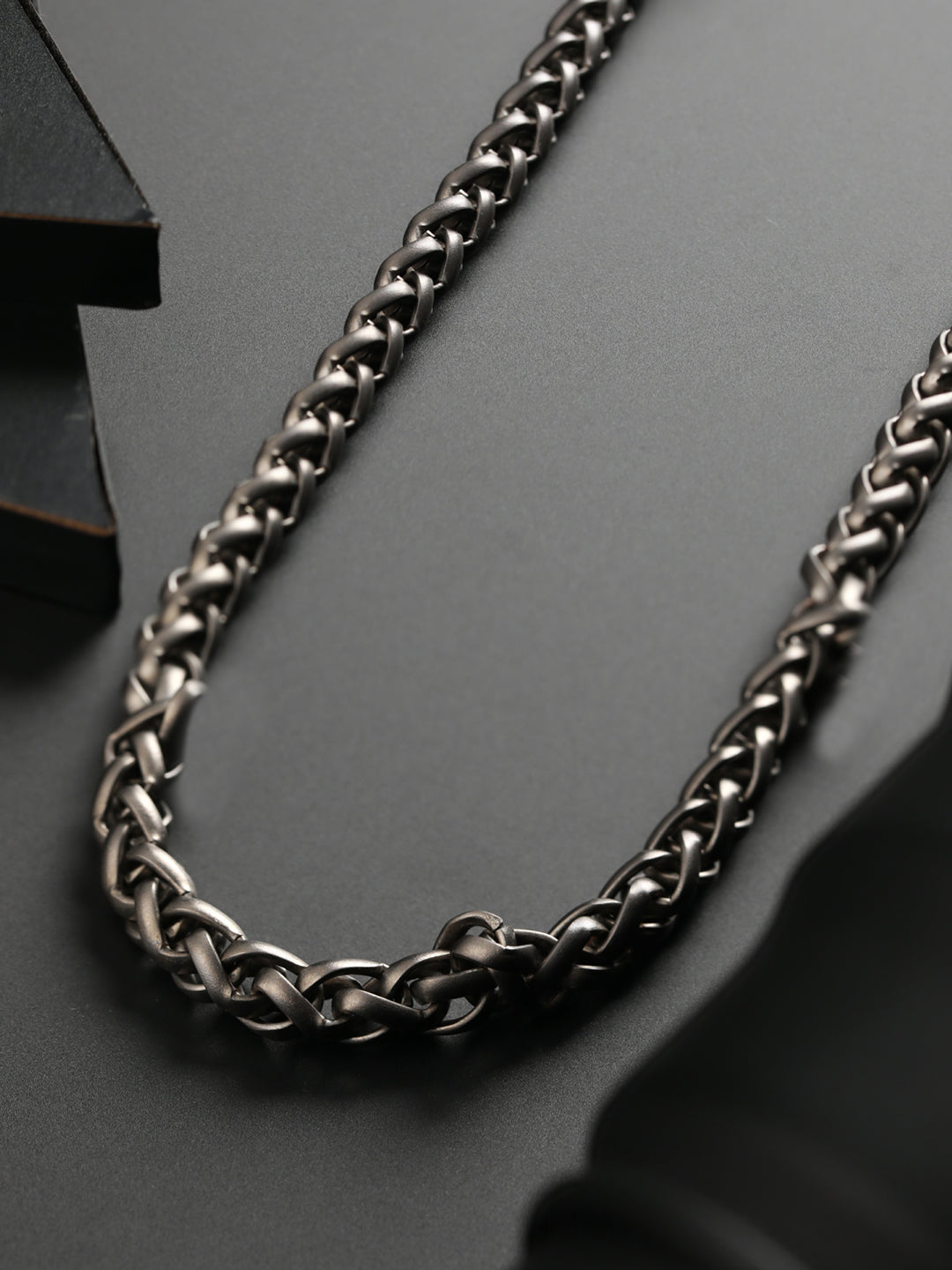 Bold by Priyaasi Silver-Plated Wheat Chain Style Link Chain for Men