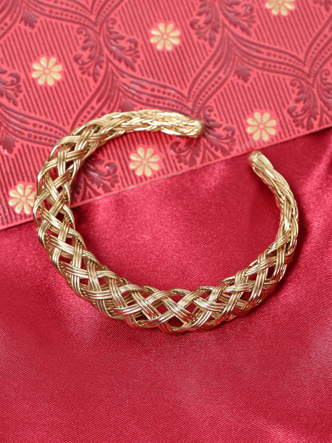 Gold-Plated Hollow Mesh Design Kada Bracelet For Women