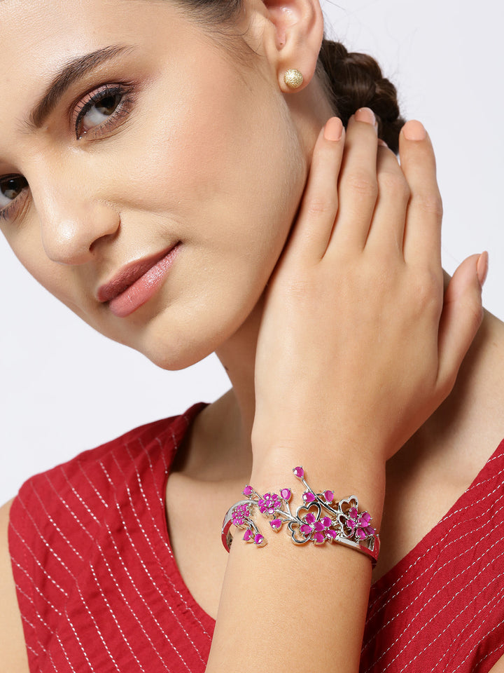 Silver-Plated Stones Studded Floral Patterned Kada Bracelet in Purple Color