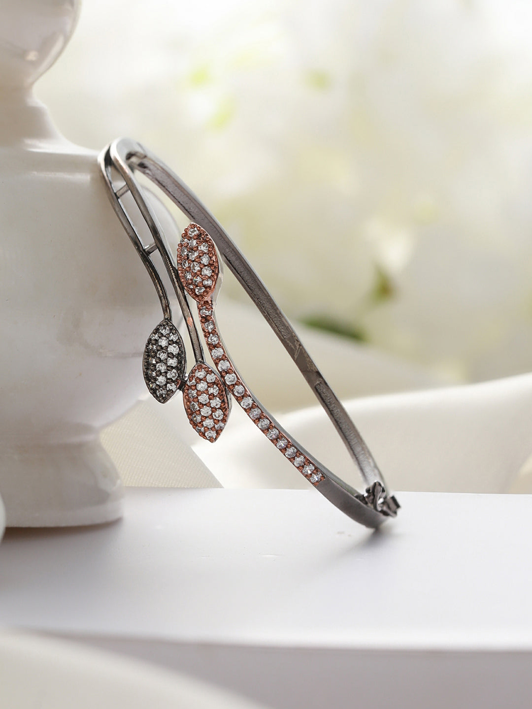 Linking Leaves AD Rose Gold Silver-Plated Bracelet