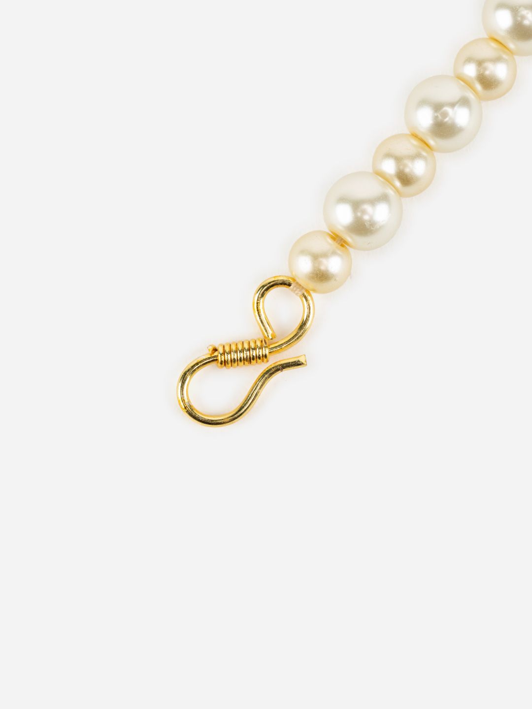 White Pearl Link Gold-Plated Bracelet