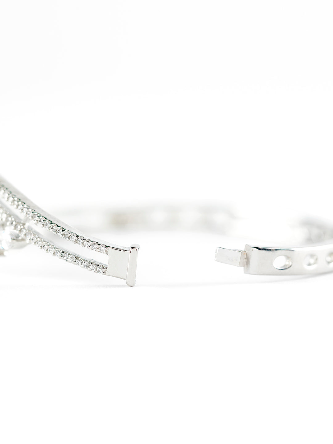 Leaf Design American Diamond Silver-Plated Bracelet