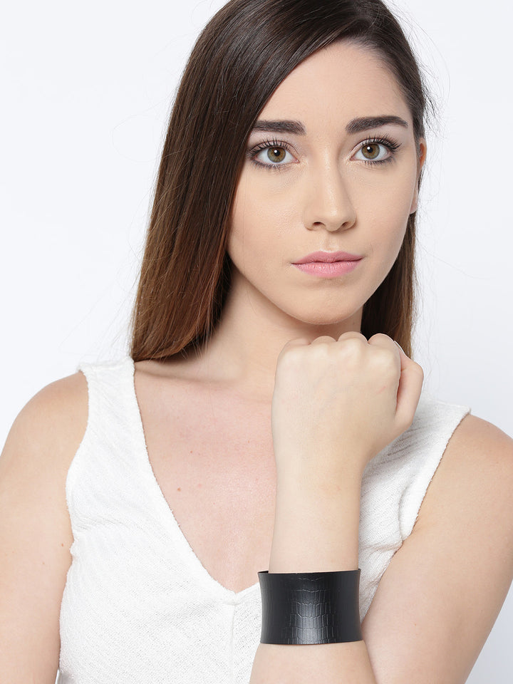 Stylish Black Carved Hand Cuff Bracelet For Girls & Women