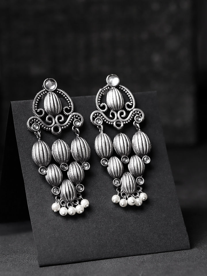 Oxidised Silver Kundan Studded Vertical Linear Patterns Drop Earrings