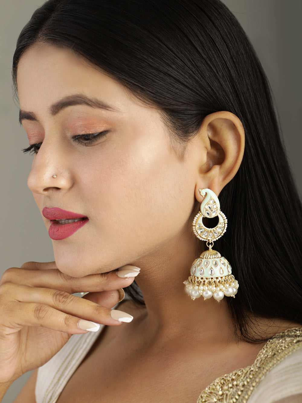 Kundan Studded and beaded Jhumka Earring
