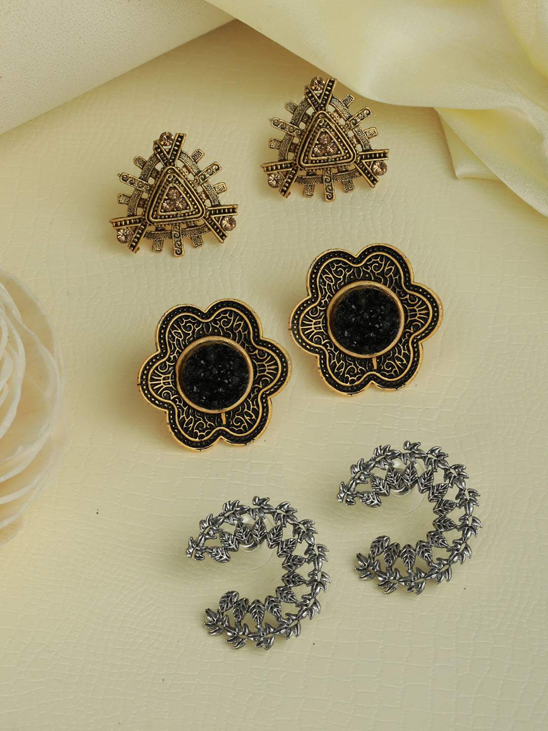 Priyaasi Studded Floral Gold Plated Jhumka Earrings