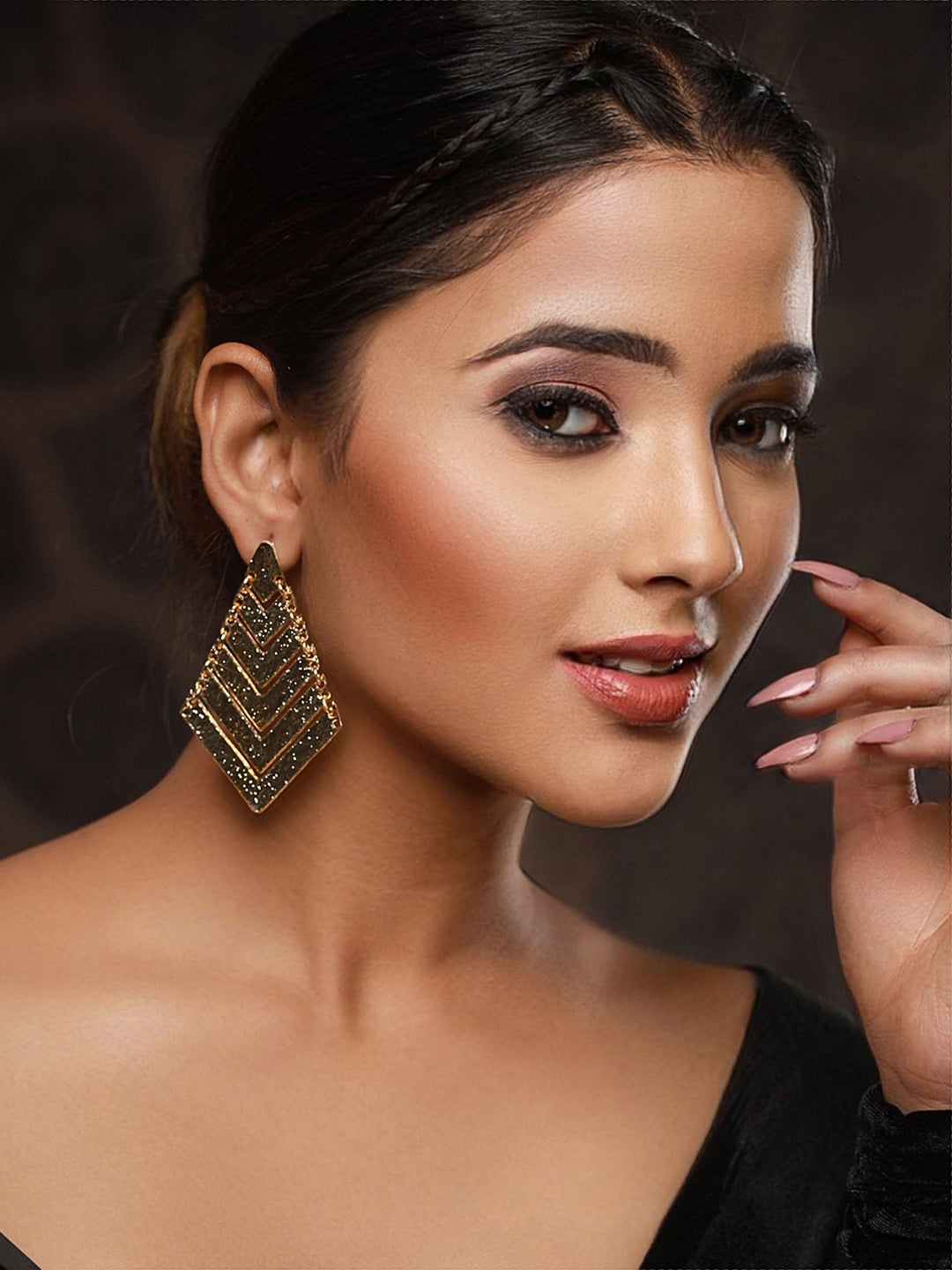 Priyaasi Stylish Solid Textured Gold-Plated Earrings