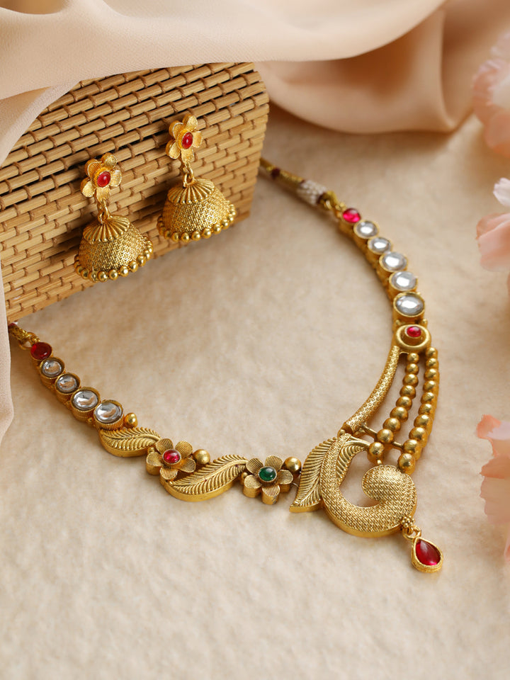 Priyaasi Floral Leaf Twirl Kundan Gold-Plated Jewellery Set
