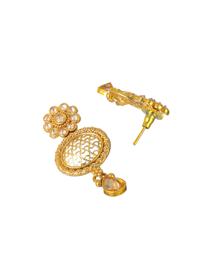 Priyaasi Studded Floral Motif Gold-Plated Jewellery Set