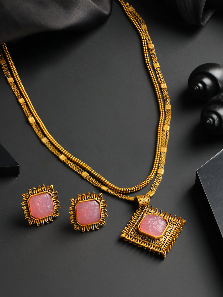 Priyaasi Pink Embossed Floral Gold-Plated Jewellery Set