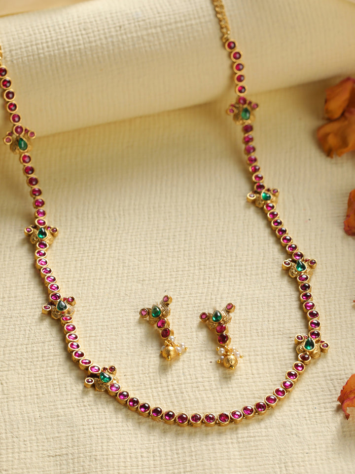 Priyaasi Multicolor Paisley Round Link Gold-Plated Jewellery Set
